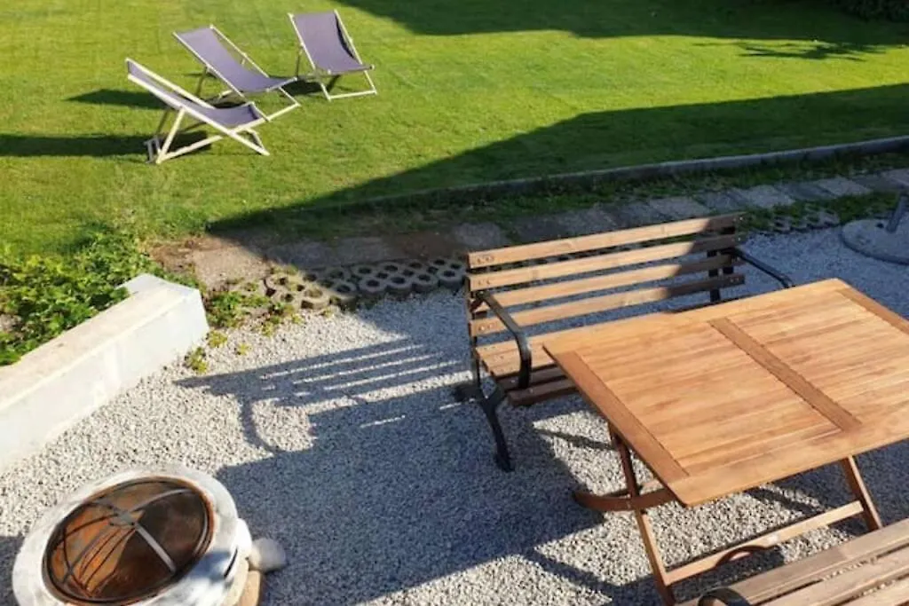 Huge BBQ Garden, Spacious Flat, AC, Free Parking 1 Liubliana